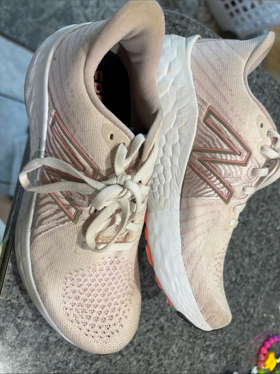 New Balance Shoes - New Balance Women's Pale Pink Athletic Running Sneakers